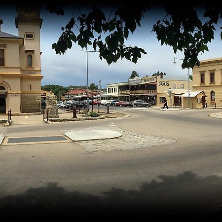 The Graces Beechworth Bed & Breakfast Екстериор снимка