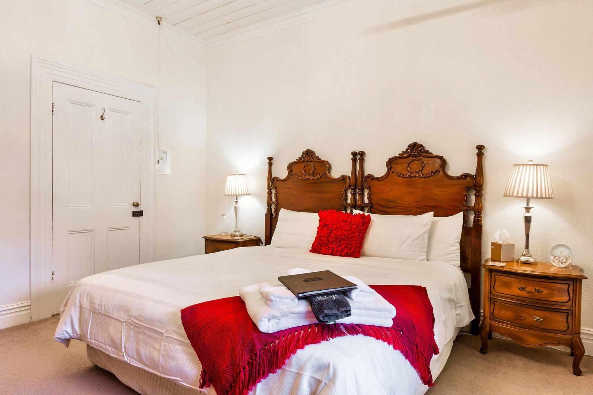 The Graces Beechworth Bed & Breakfast Екстериор снимка